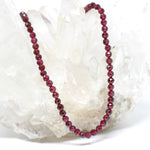 Granatkette mit Perle