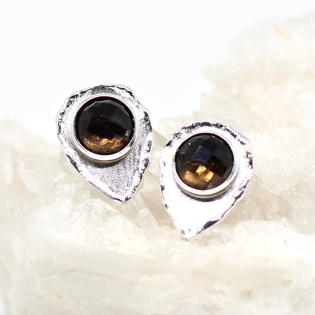 Ohrstecker geschliffener Rauchquarz