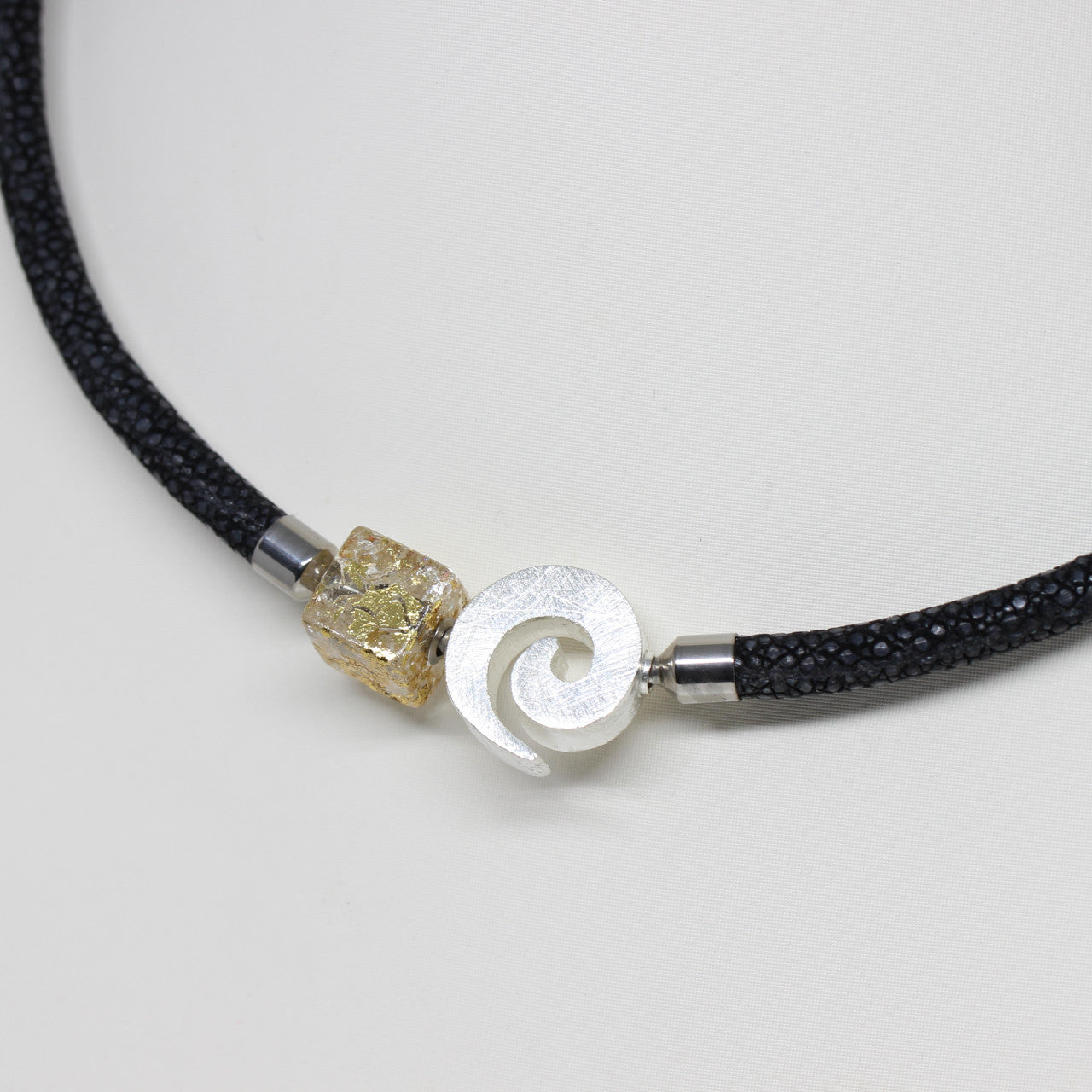 Doppelseitiger Adapter Silber Schnecke
