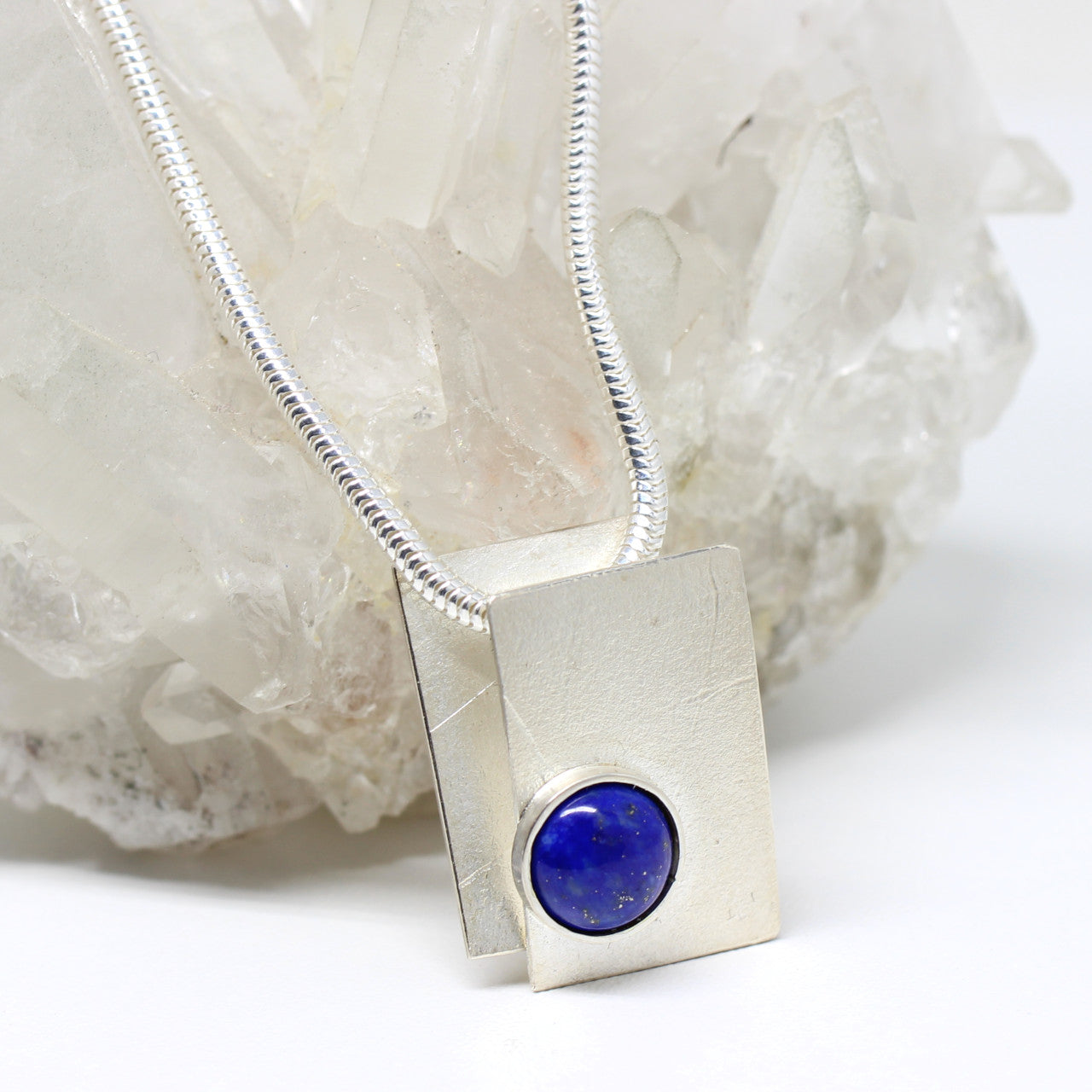 Silberanhänger seidenmatt mit Lapis