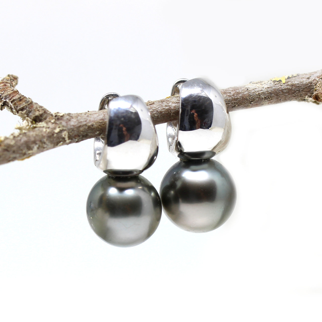 Creolen in Silber mit Tahitiperle