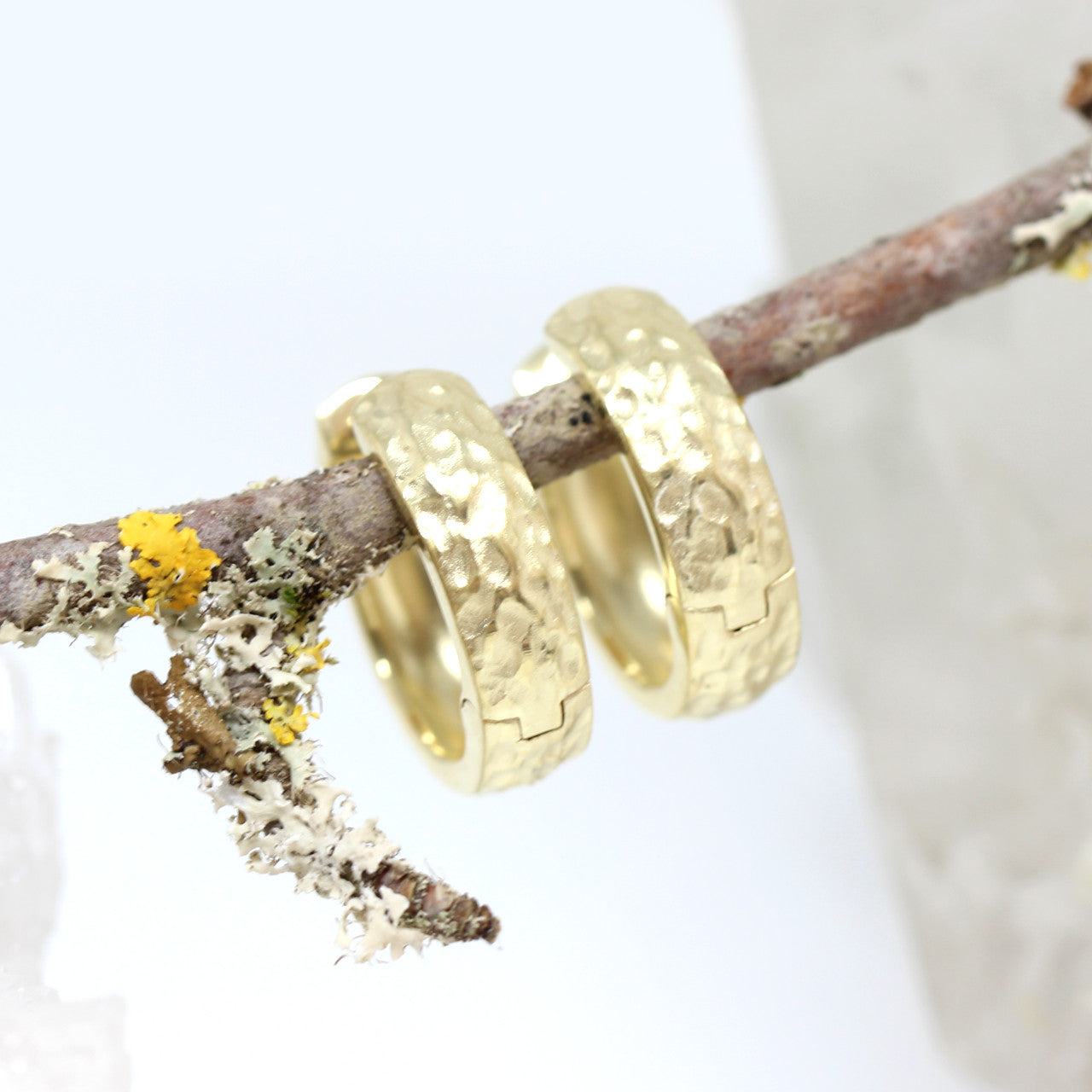 Creole in Silber mit Struktur