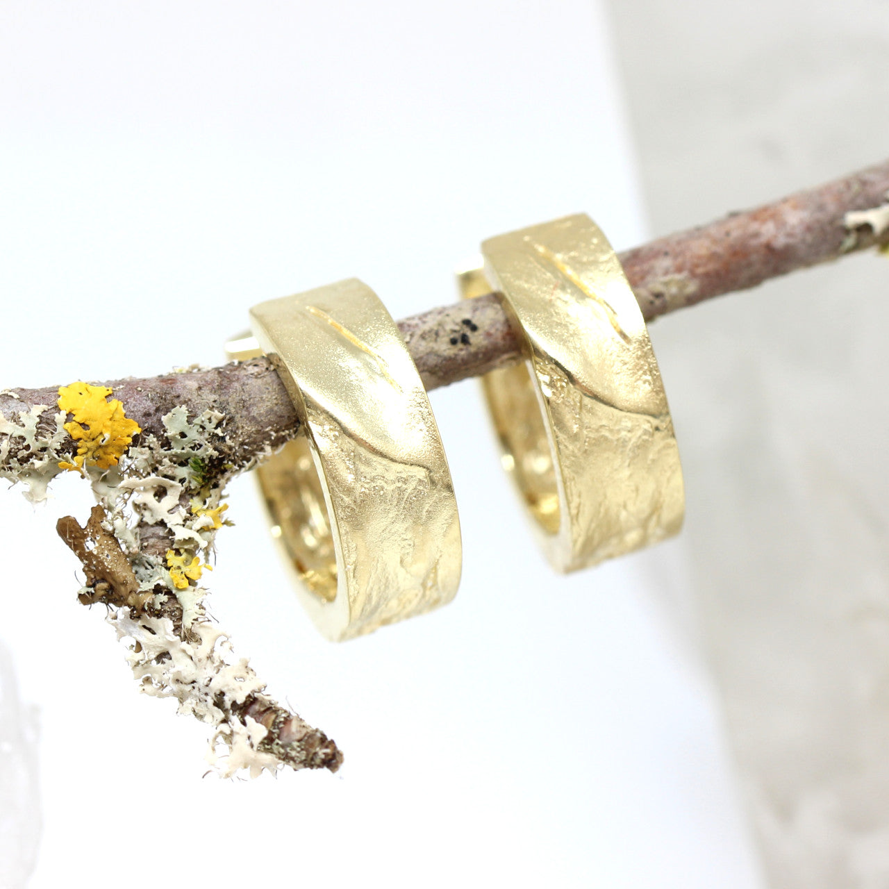 Creole in silbervergoldet mit Struktur