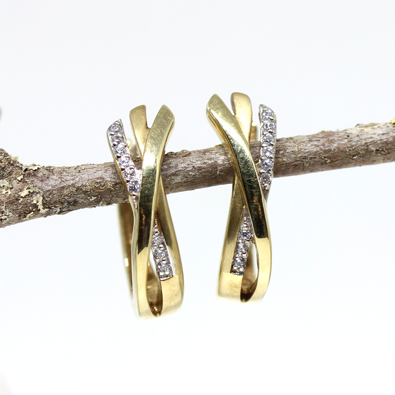 Creolen 333 Gelbgold mit Zirkonia