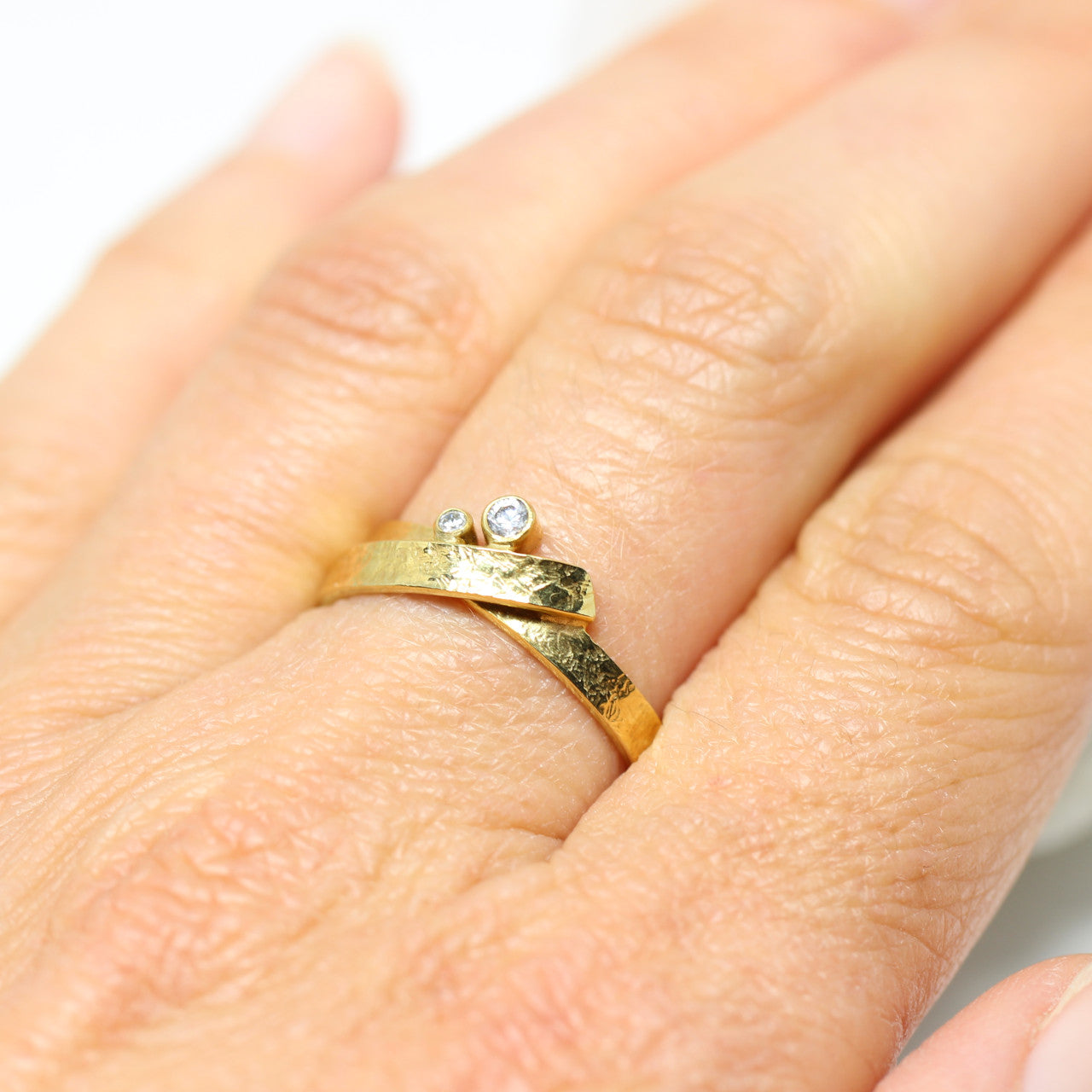 Ring in 333 Gelbgold mit Zirkonia