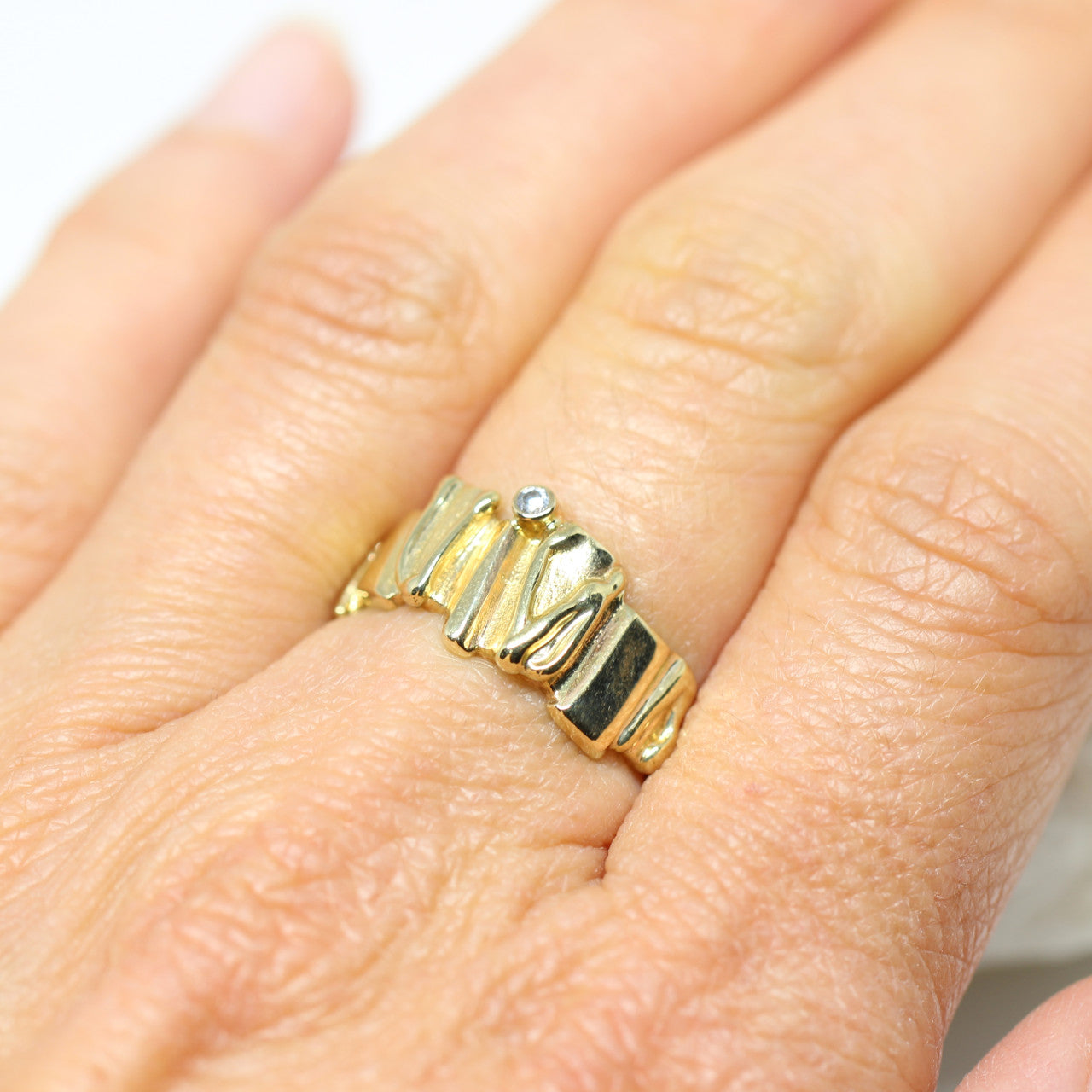 Ring in 333 Gelbgold mit Zirkonia
