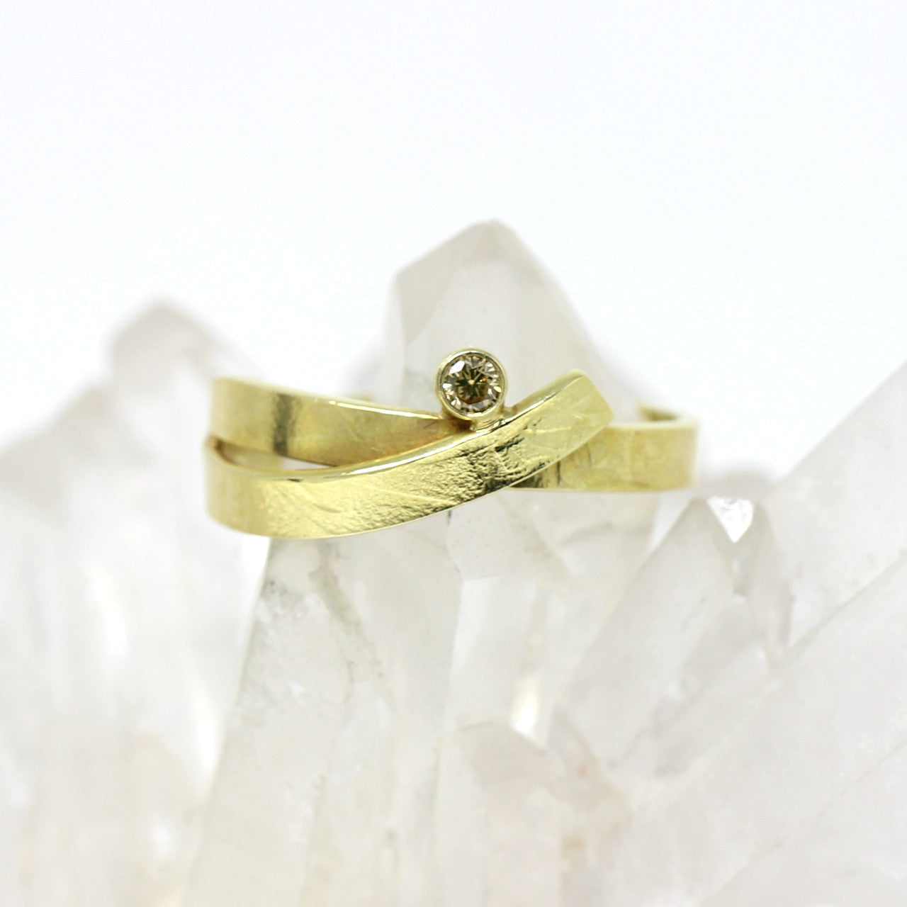 Ring in 585 Gelbgold mit gelben Diamant