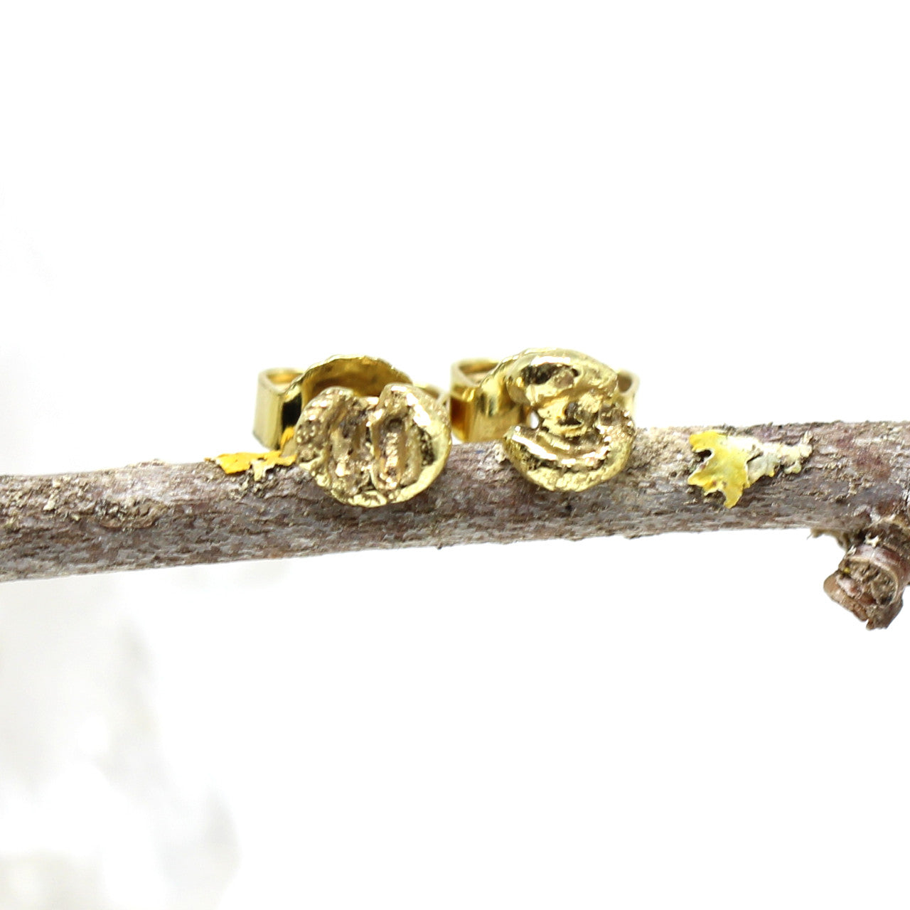 Ohrstecker 333 Gelbgold Nugget klein