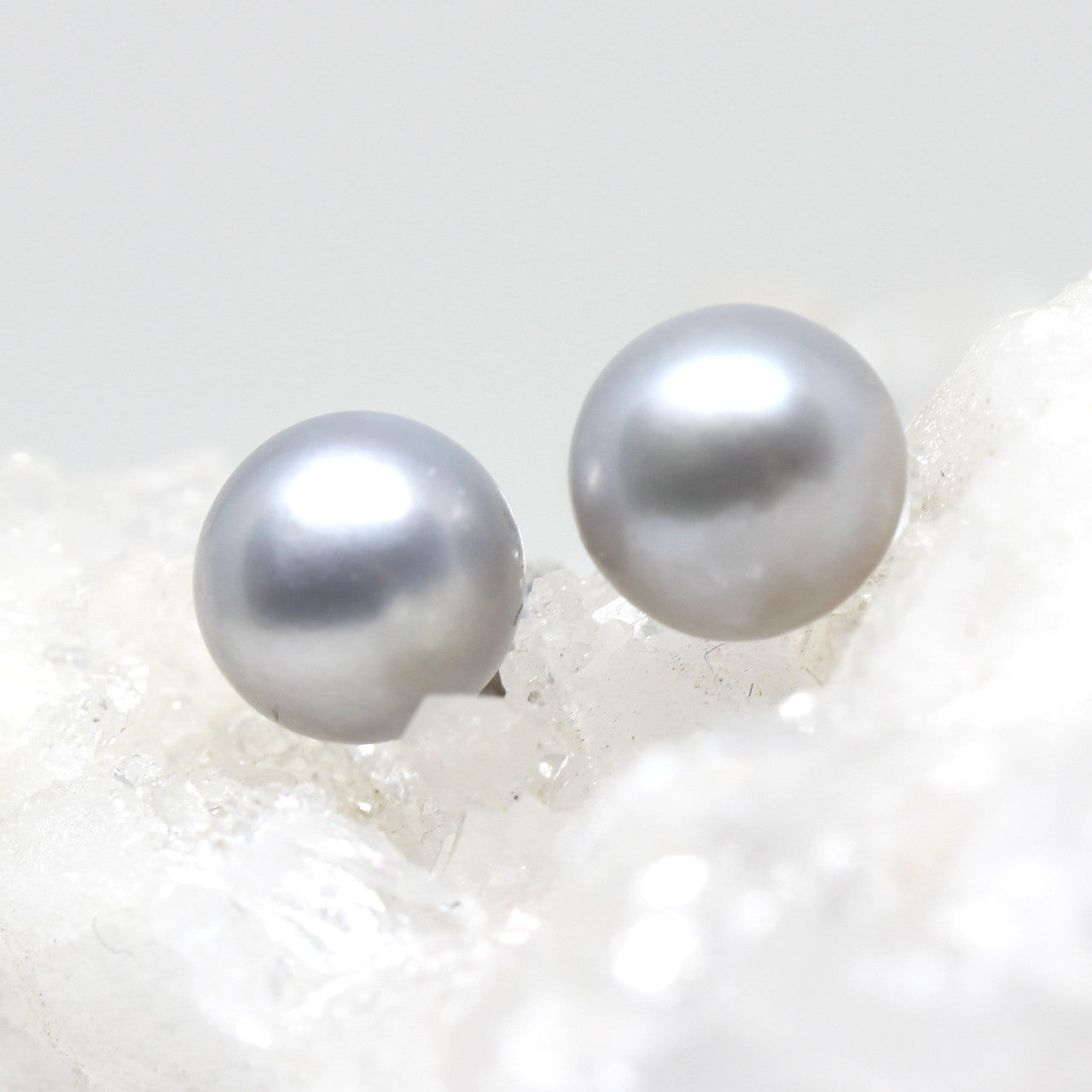 Ohrstecker Silber Perle flach grau