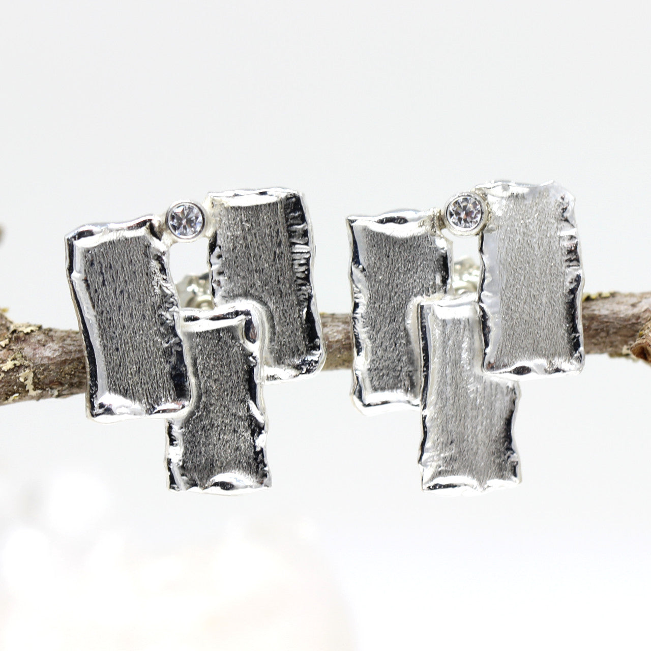 Ohrstecker Silber handgefertigt mit Zirkonia