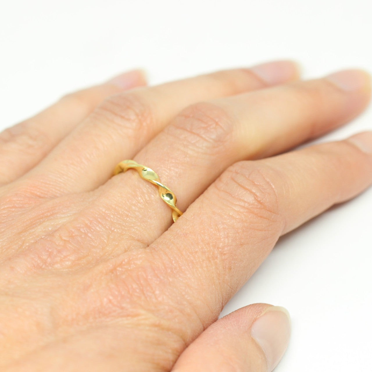 Ring in 585 Gelbgold locker gekordelt