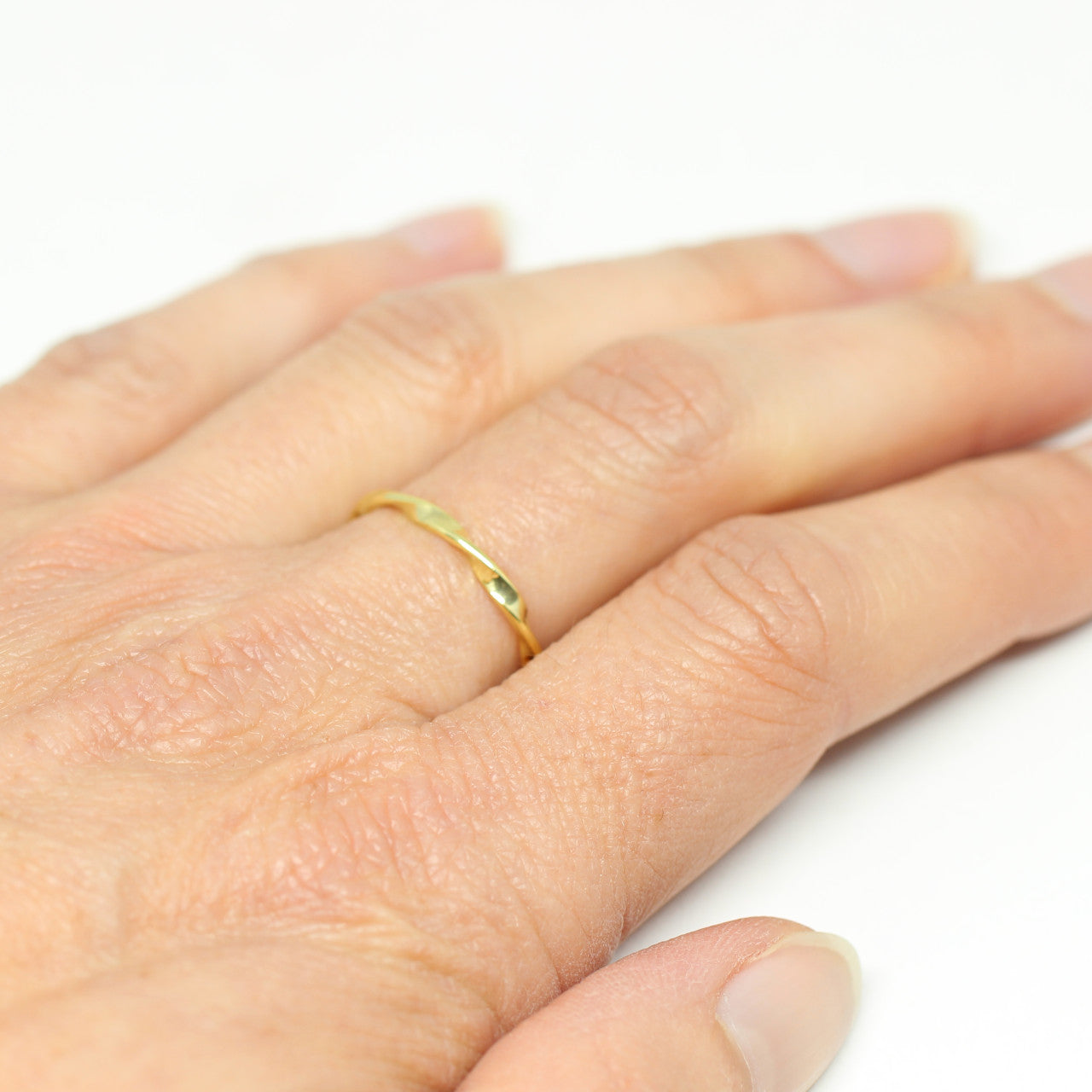 Ring in 585 Gelbgold locker gekordelt