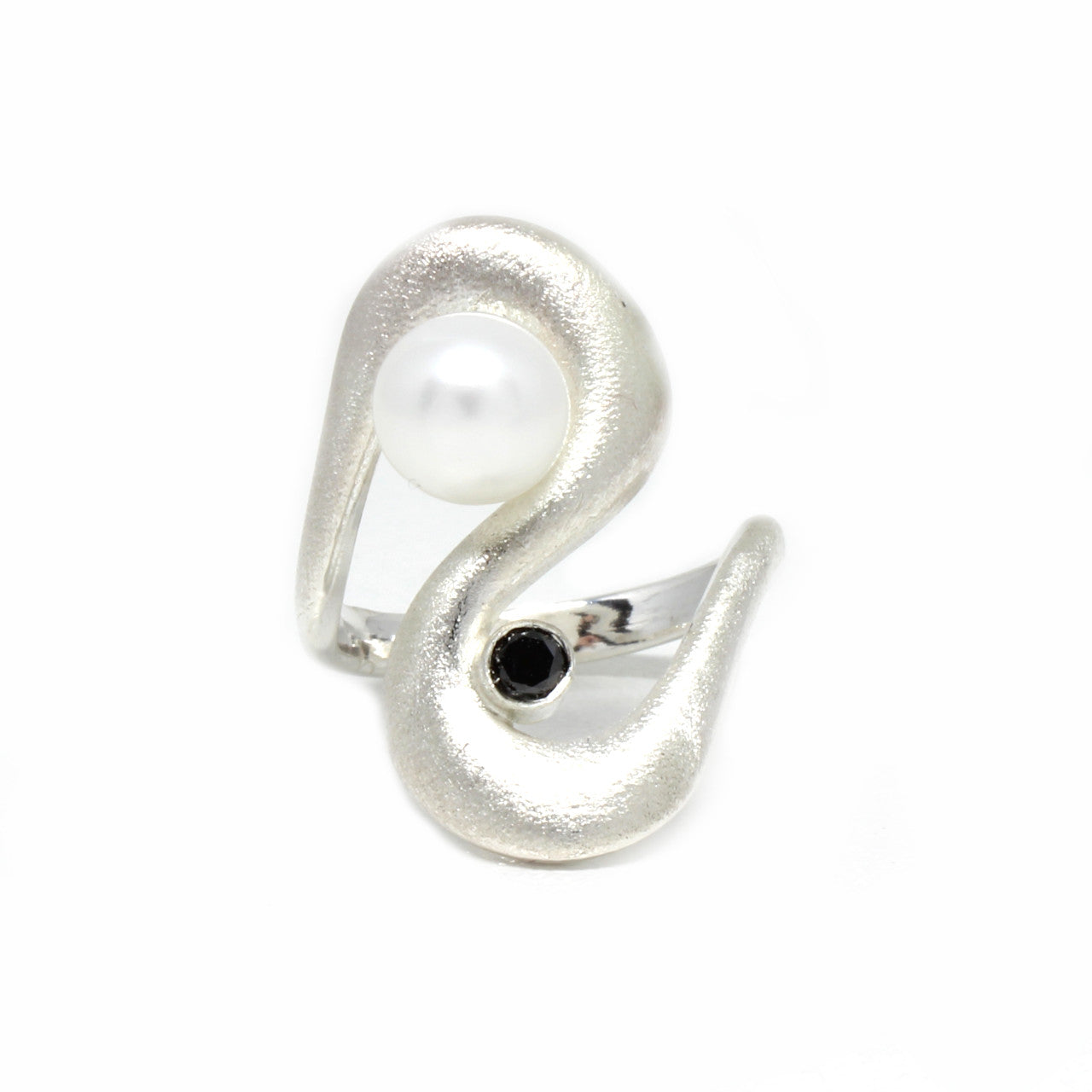 Silberring Handarbeit mit Diamant und Perle