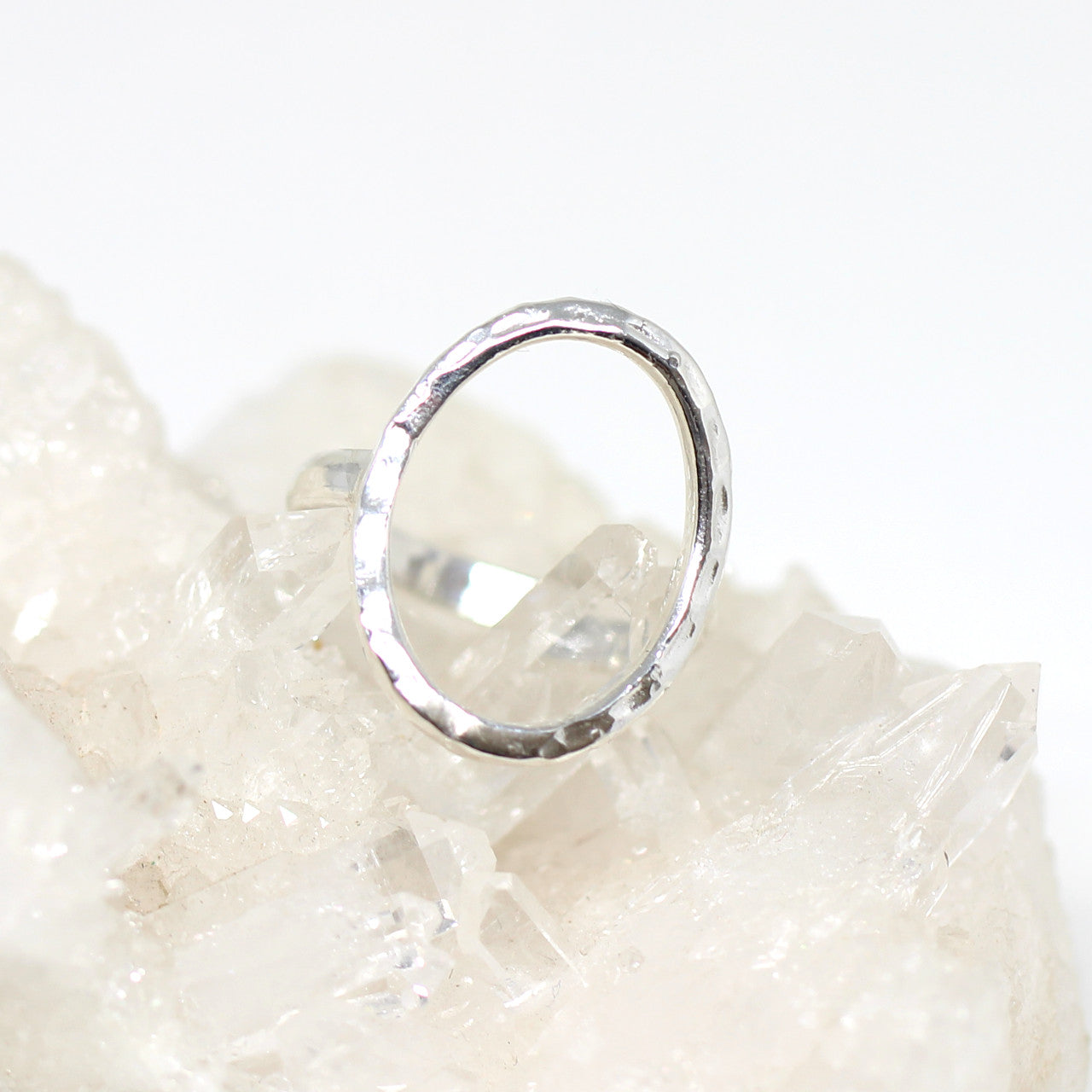 Silberring gehämmert