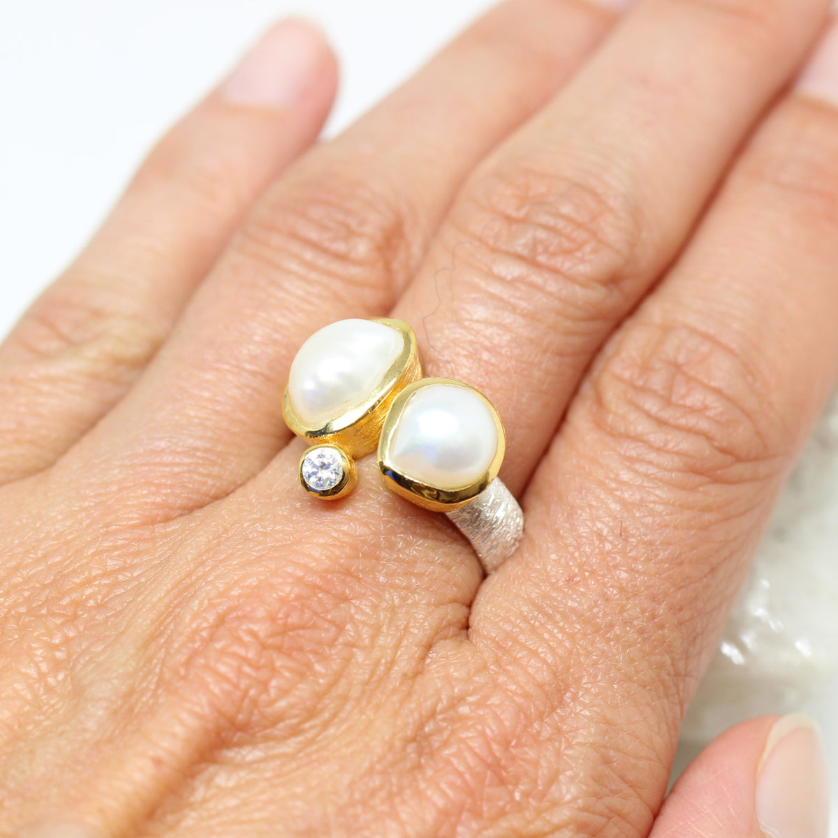 Silberring mit Moissanit und Süßwasserperle