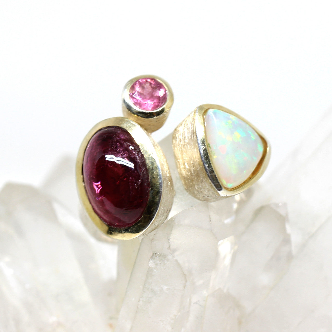 Silberring mit echten Steinen