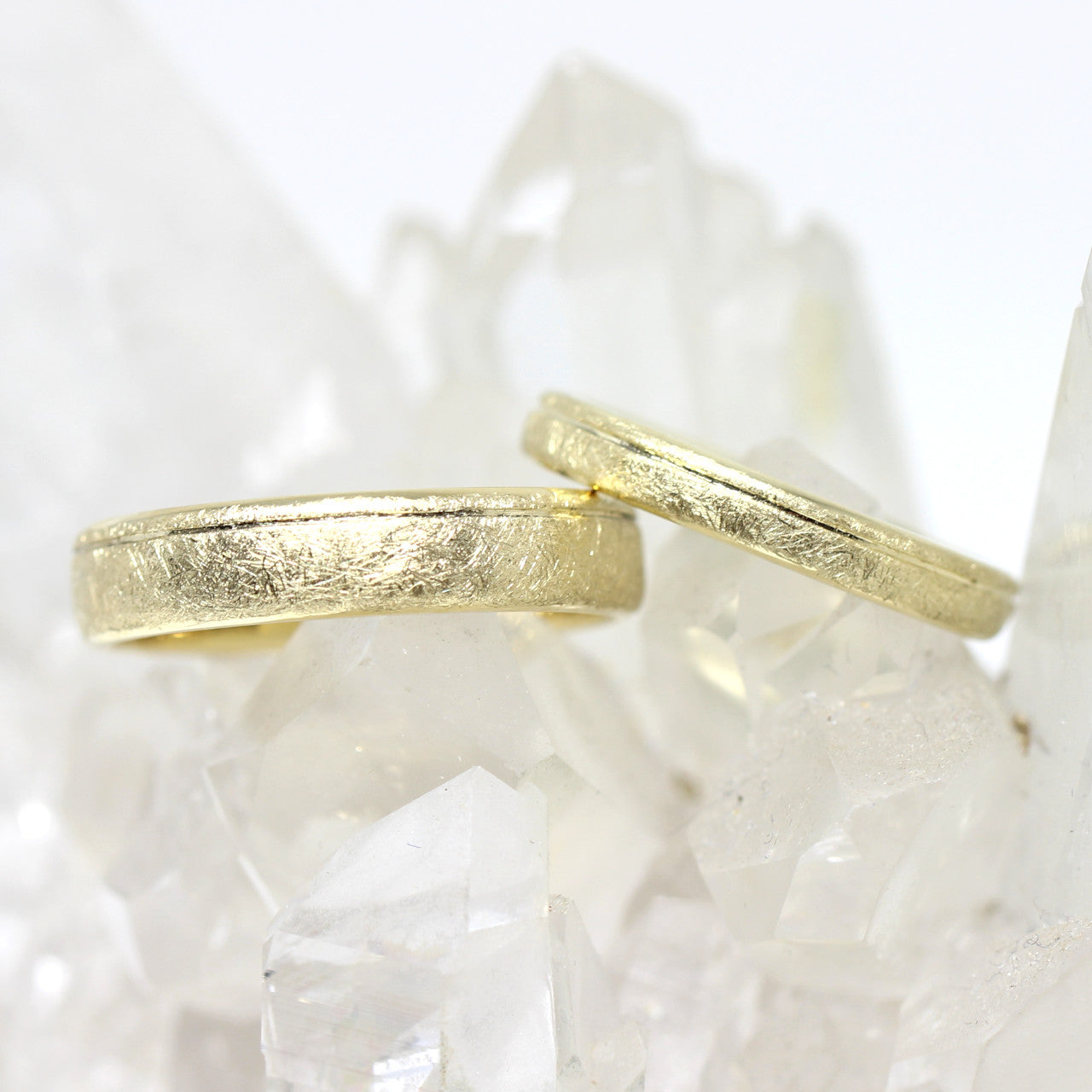 Trauringe Handarbeit 585er Gelbgold eismatt